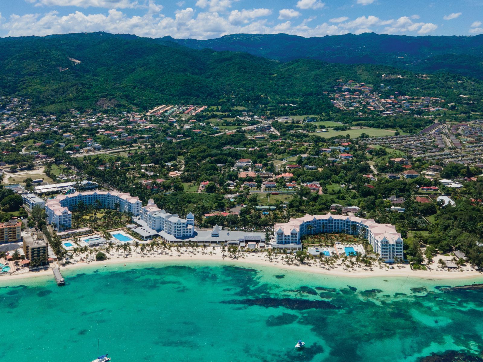 RIU Ocho Rios en Mammee Bay, desde el aire